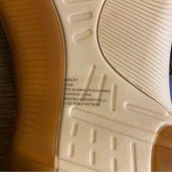 Lake & Trail Bailey Sport Sandal Strappy Size 11 - Picture 6 of 9